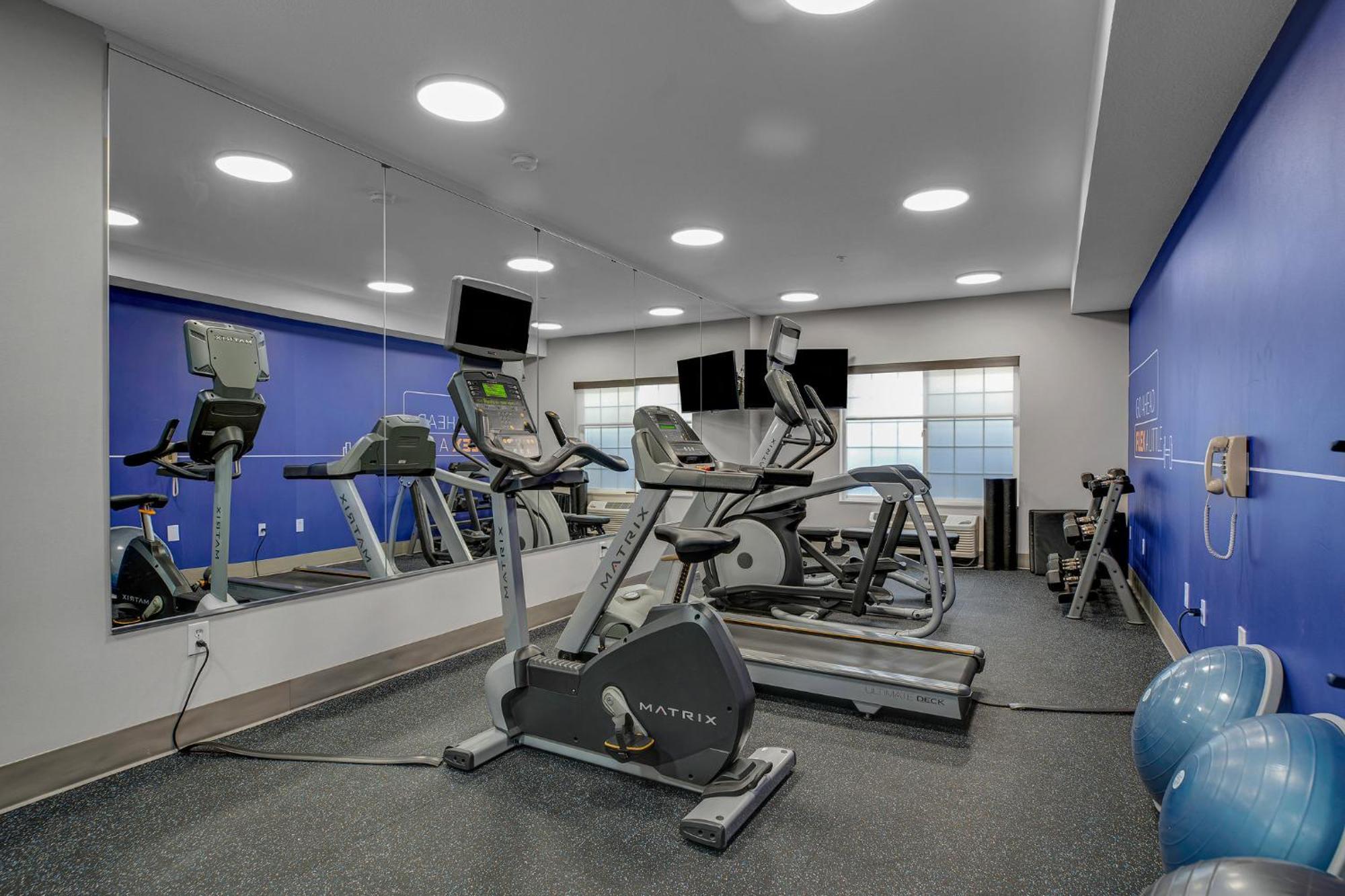 Holiday Inn Express Hotel & Suites Portland - Jantzen Beach By Ihg Esterno foto