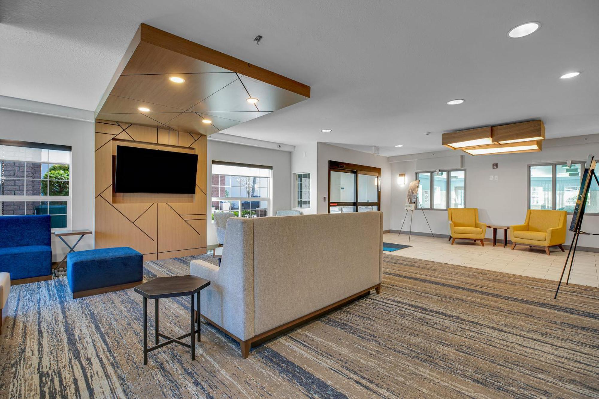 Holiday Inn Express Hotel & Suites Portland - Jantzen Beach By Ihg Esterno foto
