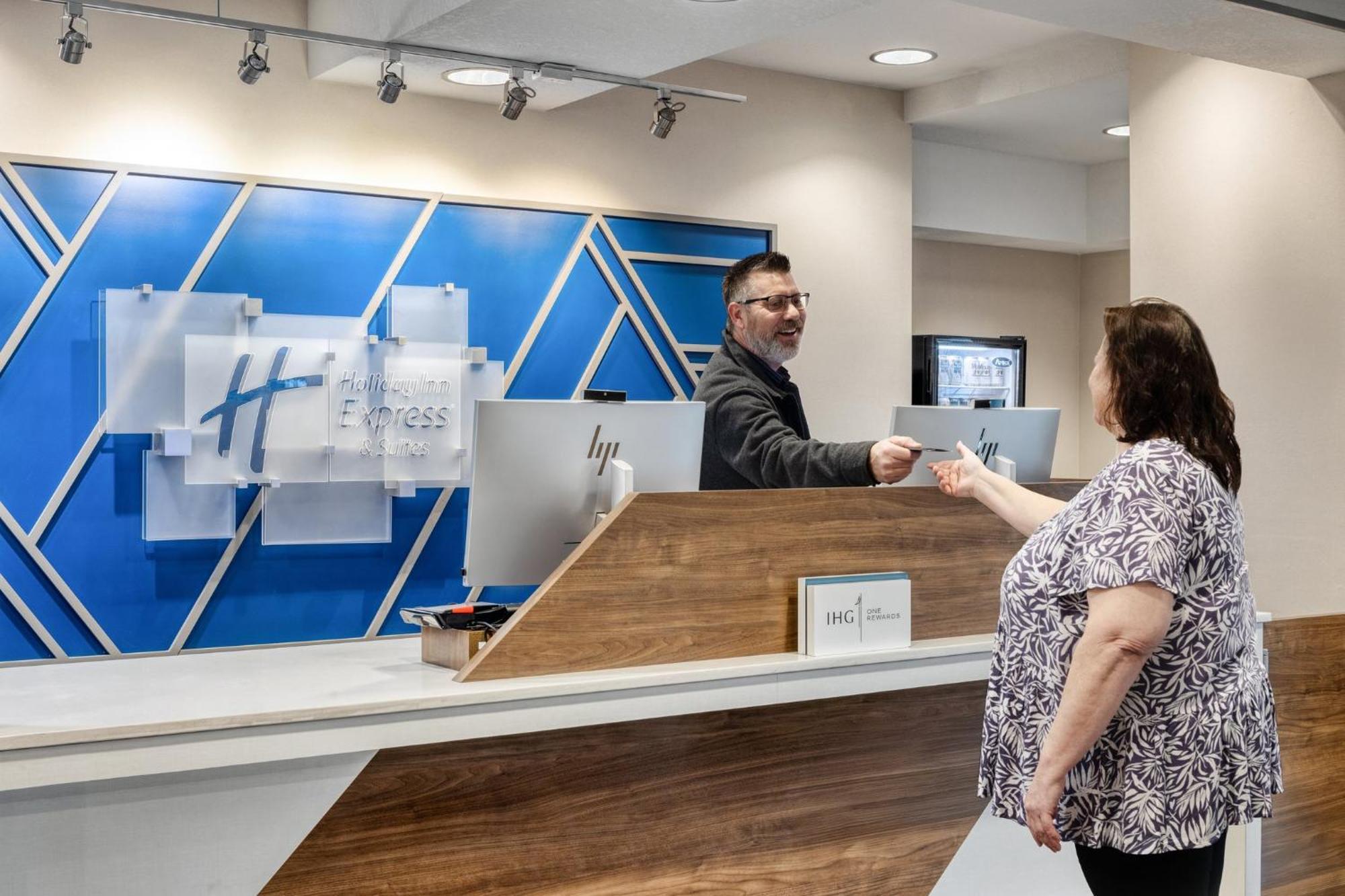 Holiday Inn Express Hotel & Suites Portland - Jantzen Beach By Ihg Esterno foto
