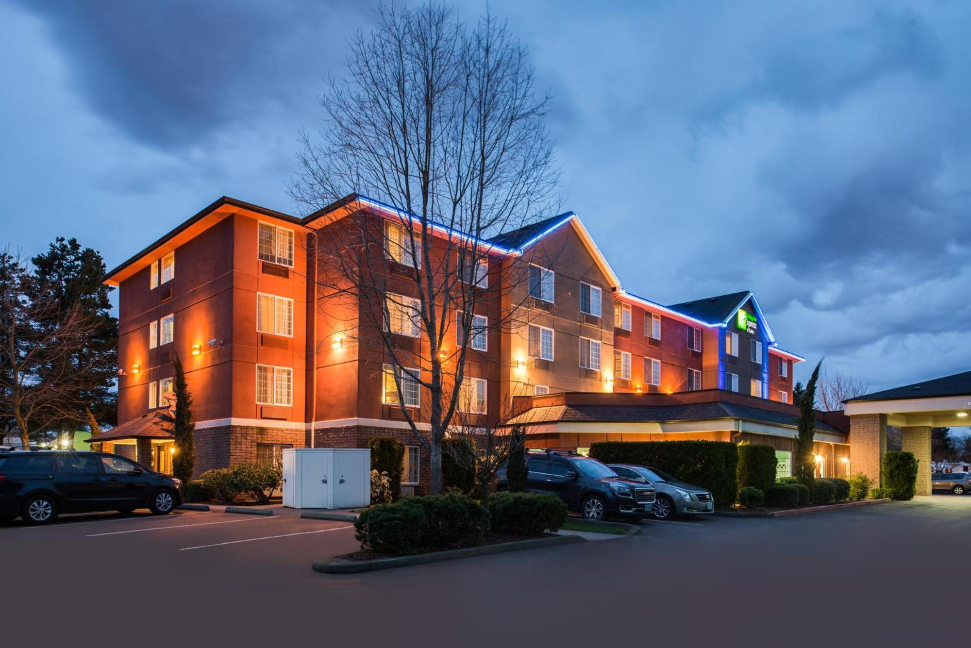 Holiday Inn Express Hotel & Suites Portland - Jantzen Beach By Ihg Esterno foto