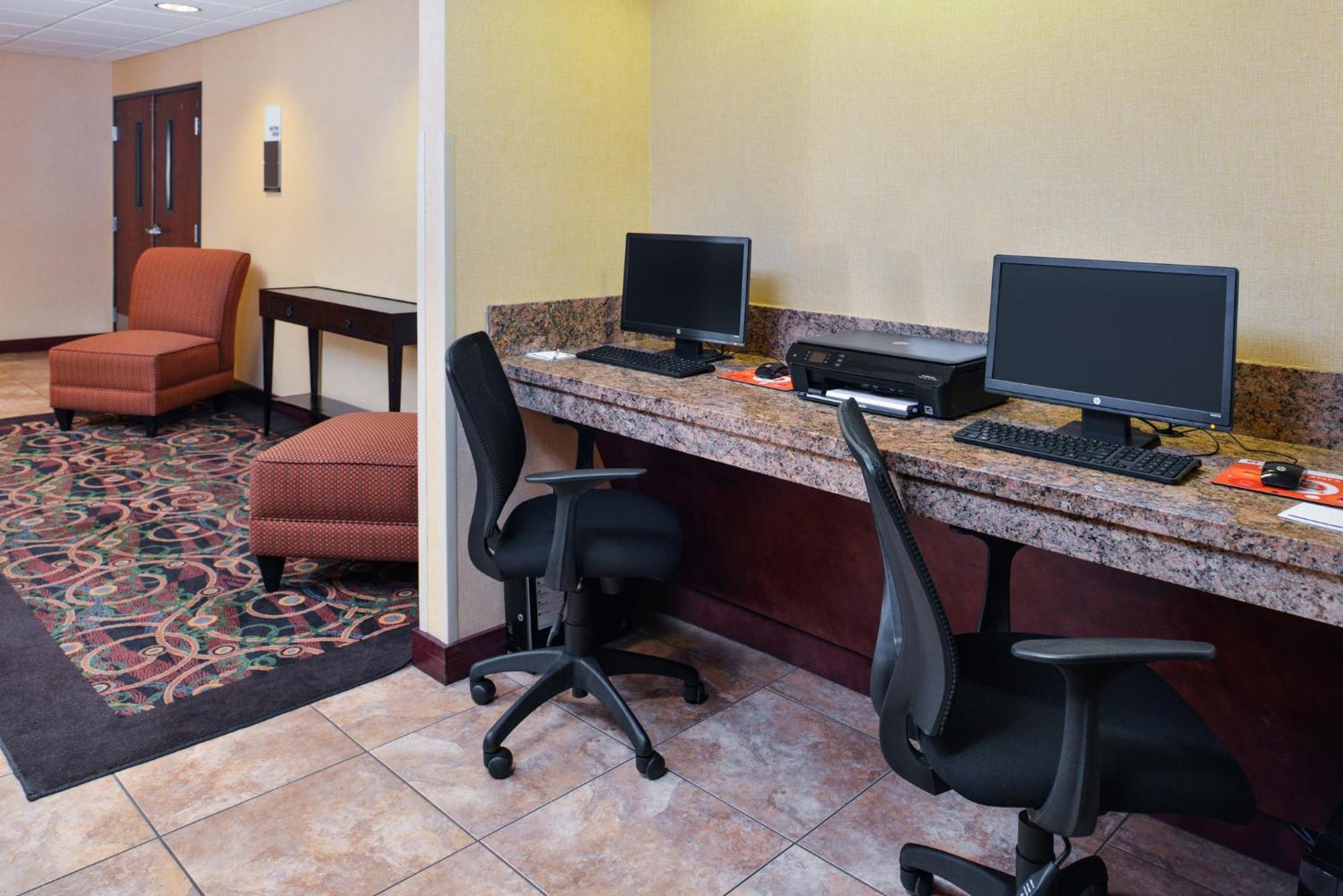 Holiday Inn Express Hotel & Suites Portland - Jantzen Beach By Ihg Esterno foto